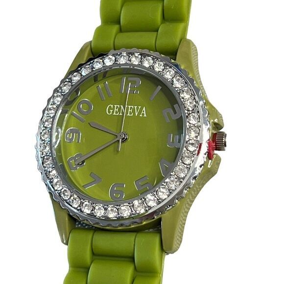 GENEVA 5573 Women's Watch Green‎ Silicone Band Arabic Numerals Round Face 9 in - Picture 1 of 12